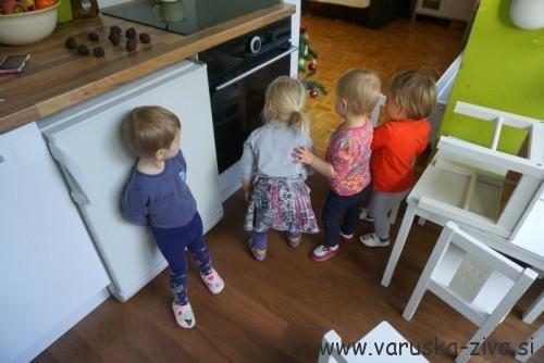 Peka kakavovih piškotov