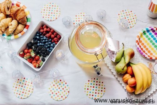 Tedenski jedilnik pri varuški Živi