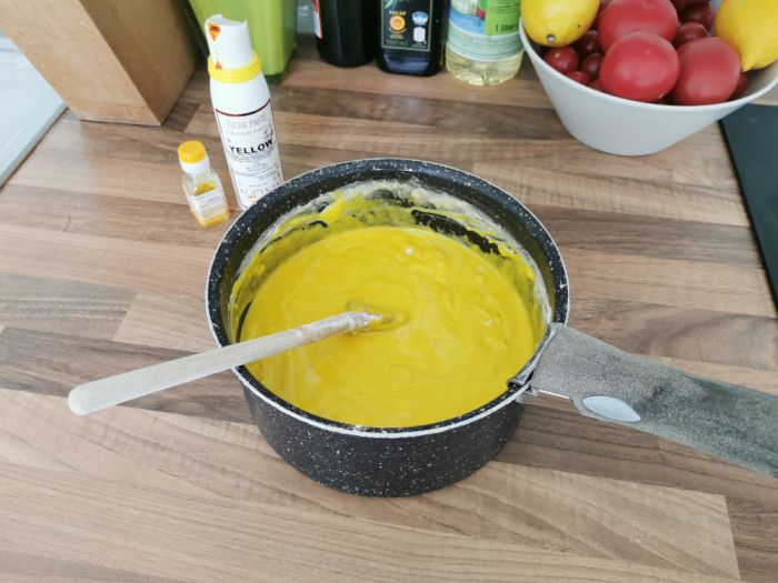 Domači limonin plastelin